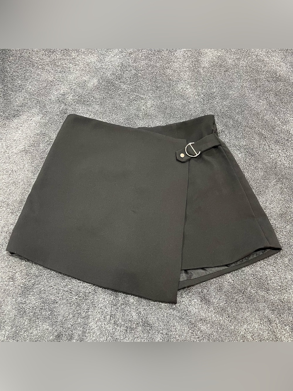 Charlotte Russe black wrap mini skort size S
